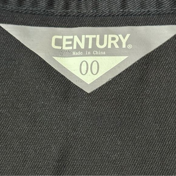 🎉HP🎉EUC Century Kids Lightweight Martial Arts Uniform in Black. Kids 5-7 🥋 - Picture 15 of 16